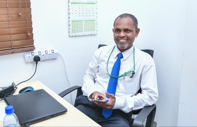 އަހުމަދުގެ ނޫސްވެރިކަމުގެ ޚިދުމަތުގެ އަގު ވަޒަންކޮށްފި