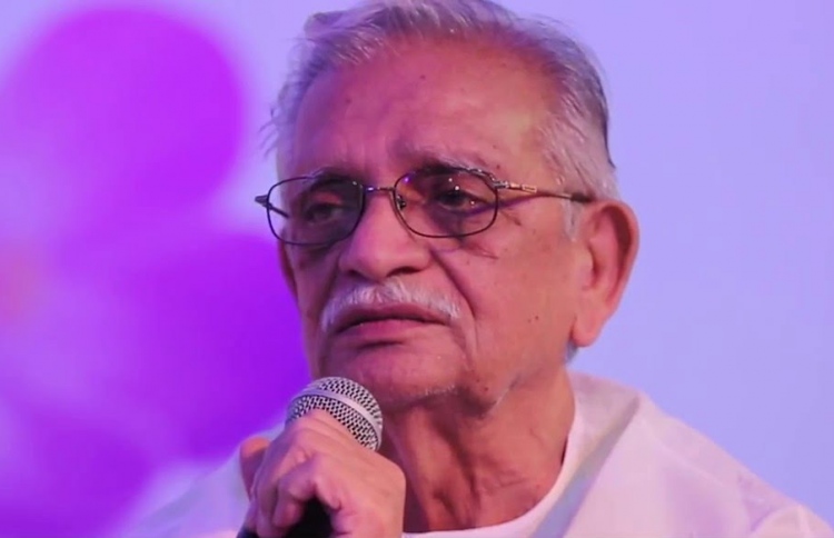 ގުލްޒާރު: އޭނާއަކީ އިންޑިއާގެ އެންމެ މަޝްހޫރު އެއް ޅެންވެރިޔާ.