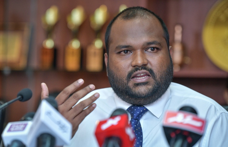 މުވައްޒަފުންގެ ހައްގުތަކާއި ސަލާމަތީ ކަންކަން ބަލަނީ