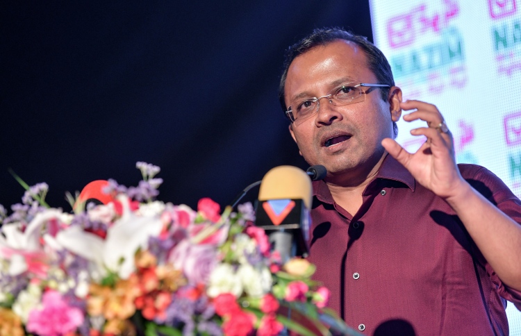 މަޖިލީހުގައި ސަރުކާރު ހިމާޔަތް ކުރާނީ ޖޭޕީ: ރިޔާޒް