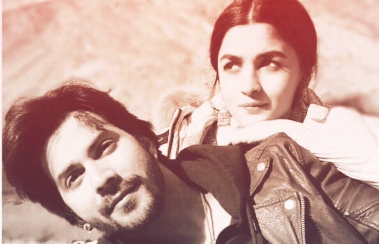 ބޮލީވުޑްގެ ޚަބަރުތައް ކުރުކޮށް