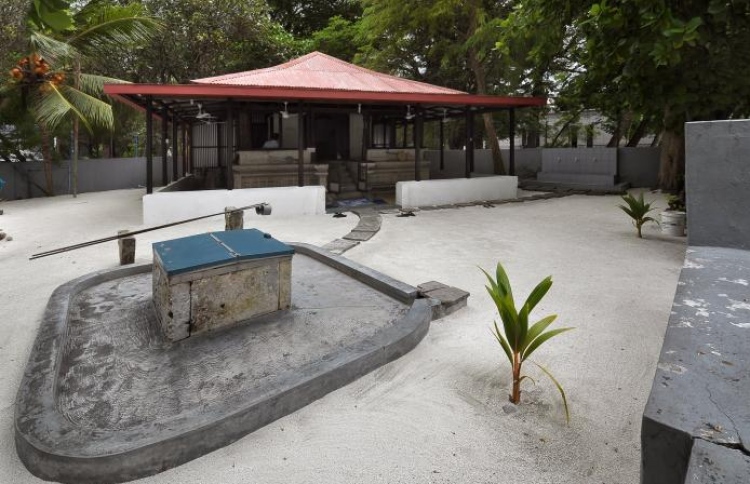 ކަޅުވަކަރު މިސްކިތް ބޭނުން ކުރާނީ ނަމާދުގެޔަކަށް