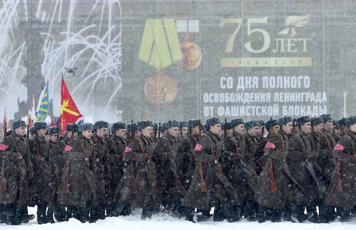 осада длится тяжкая осада невиданная ни в одной войне о каком городе. осада италии испанией 1527. осада длится тяжкая осада. осада длится тяжкая осада. 24 декабря 1790 взятие турецкой крепости.