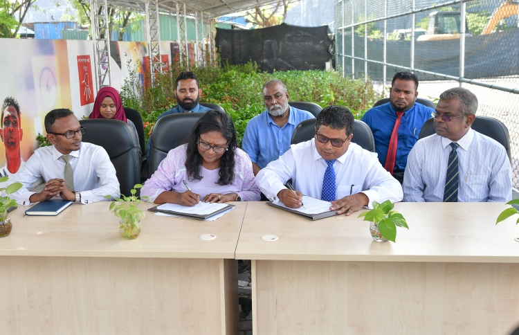 5 މިލިއަނަށް ވުރެ ކުޑަ ޕްރޮޖެކްޓުތައް ކައުންސިލްތަކަށް