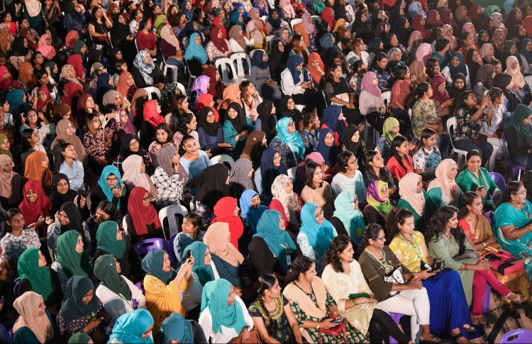 އަމީނިއްޔާގައި އާޓް އެގްޒިބިޝަނެއް