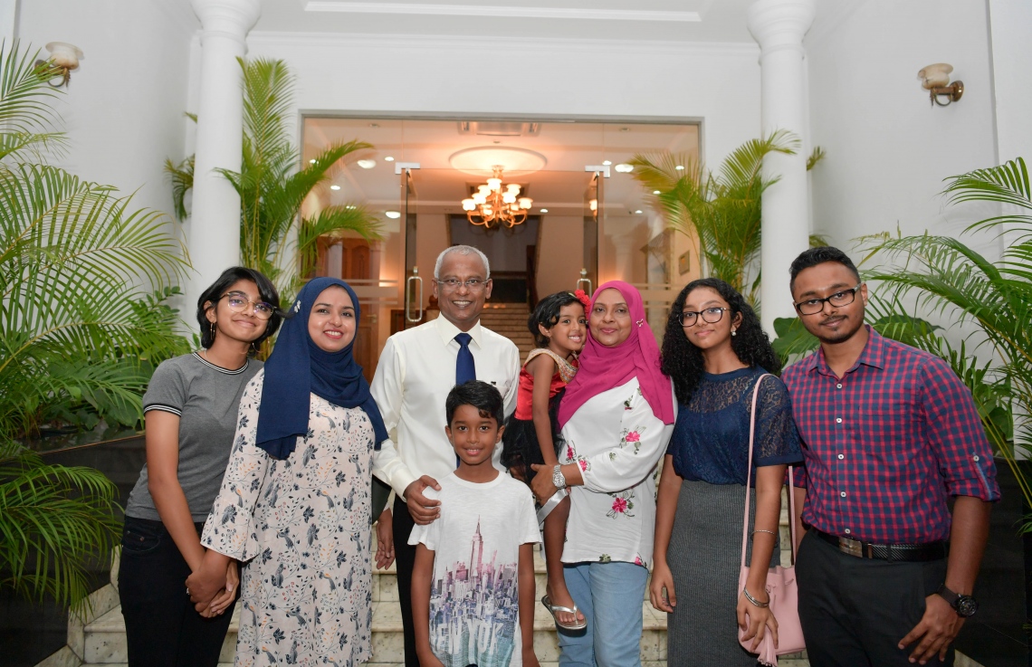 ކޮލަމްބޯ، ފެބްރުއަރީ 3، 2019: ސްރީ ލަންކާގައި އުޅޭ ދިވެހިންނާ ރައީސް އިބްރާހިމް މުހައްމަދު ސޯލިހް މިއަދު ބައްދަލު ކުރައްވަނީ.  --ފޮޓޯ:ރައީސް އޮފީސް