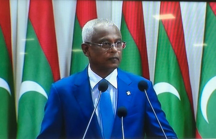 ރިޒާވް 1 ބިލިއަން ޑޮލަރަށް އިތުރުކުރާނަން: ރައީސް