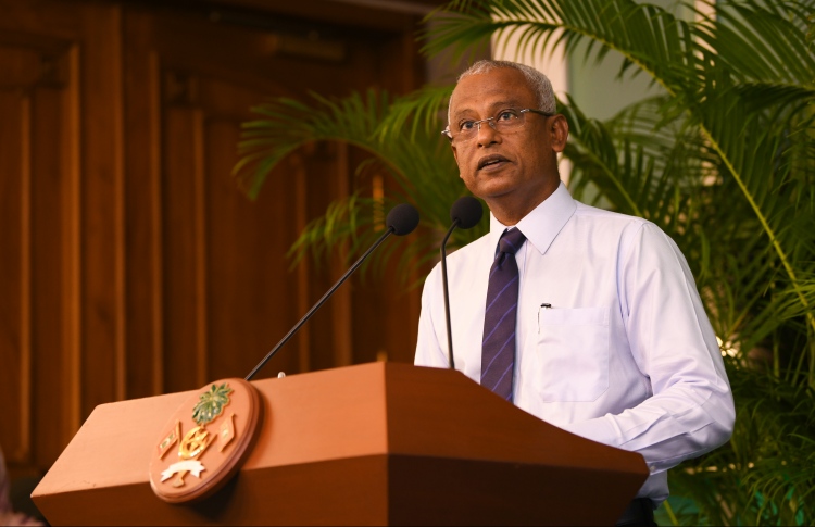 ރައީސަށް ކުރި ތުހުމަތަށް އަލީ އާރިފާ ސުވާލުކޮށްފި