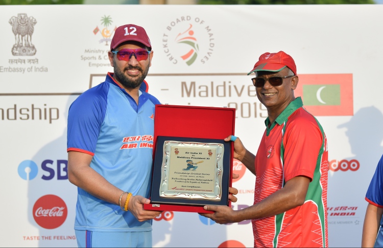 ކްރިކެޓް މެޗެއް ބައްލަވާލެއްވުމަށް ރައީސް އިންޑިއާ އަށް