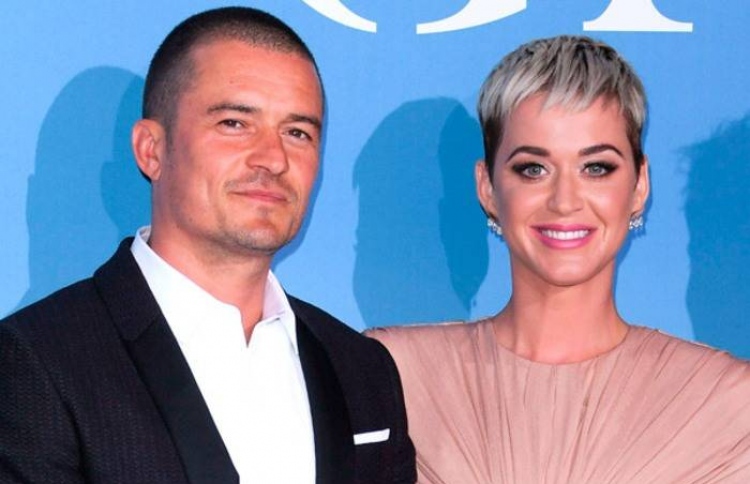 ކޭޓީ ޕެރީ އާއި އޯލެންޑީ ބްލޫމް އެންގޭޖްވެއްޖެ