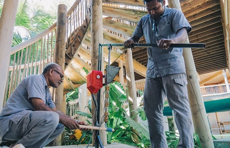 ބ. އަތޮޅުގައި ކުނިން އާމްދަނީ ހޯދުމާ ދިމާލަށް!