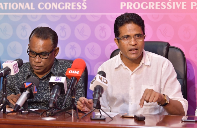 ރައީސް ވެރިކަމުން ދުރުކުރަން އުޅެނީ ނަޝީދު: ޕީޕީއެމް