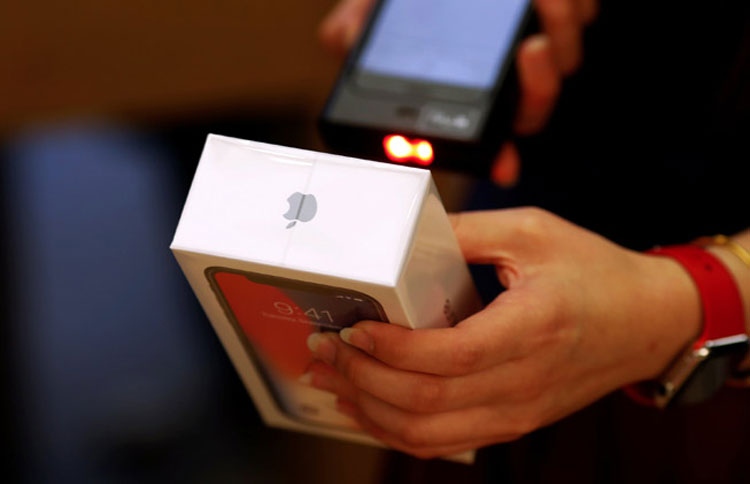 އެޕަލް އަށް ހުކުމަކުން ނުރެކެވޭނެ: ކުއަލްކޮމް