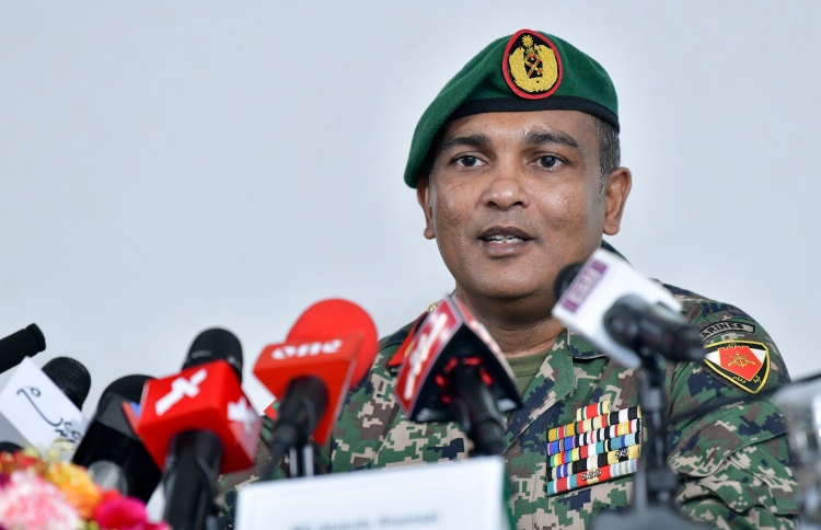 ފައިސާ ލިބުނު މޭޖާ ނަވީނަށް ފިޔަވަޅު އަޅާނަން: ޝަމާލް