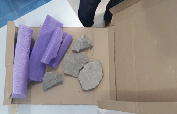 ޝިޕިން ޗާޖު ހޯދަން ކަމަށް ބުނެ މަކަރުން ފައިސާ ހޯދަނީ