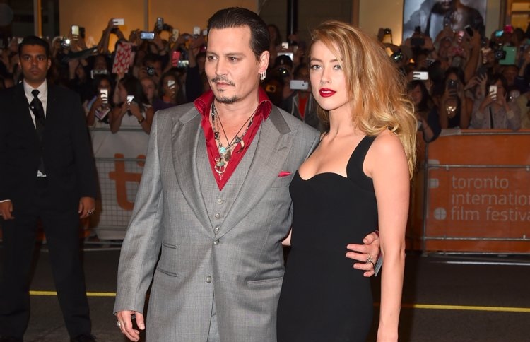 ޑެޕް ކުރީގެ އަންހެނުންނަށް ދައުވާކުރަނީ