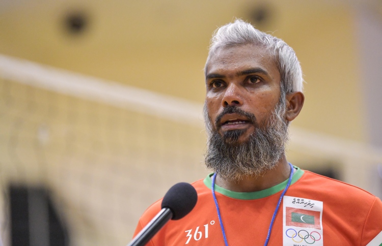 ފިރިހެން ވޮލީ ޓީމަށް ލިބުނީ ރަނުގެ ފުރުސަތެއް: ކޯޗު