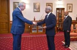 Ambassador of Belgium to Maldives Franҫois Delhave presents his credentials to President Ibrahim Mohamed Solih. PHOTO: PRESIDENT'S OFFICE