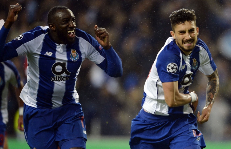 ރޯމާ ބަލިކޮށް ޕޯޓޯ ކުއާޓާ އަށް