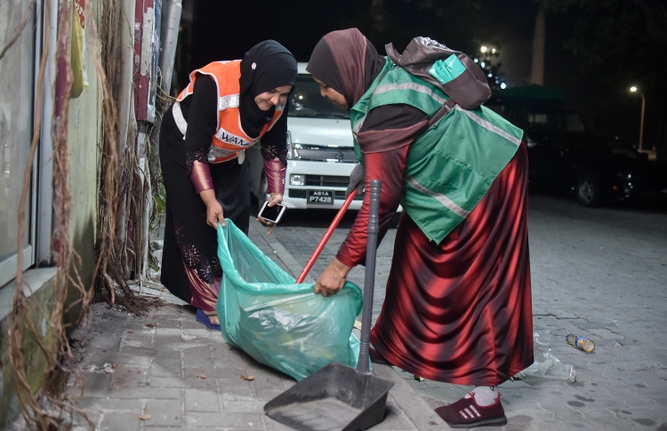 ސަފާރީތަކުން ކުނި ގެންނަން ހާއްސަ އުސޫލެއް ހަދައިފި