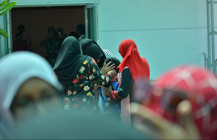 ފްލައިޓްގެ ދަތުރުވެރިން: ކެތްތެރިކަމާއި ބިރުވެރިކަމުގަ