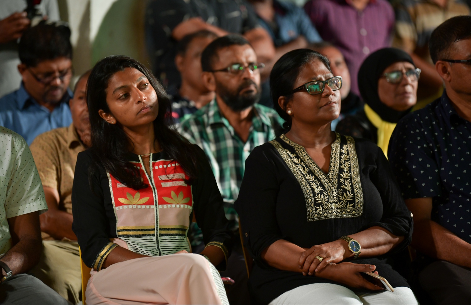 ބައްދަލުވުމެއްގައި ގަލޮޅު އުތުރު ދާއިރާގެ މެމްބަރު އީވާ އާއި މާލޭގެ މޭޔަރު ޝިފާ. --- ފޮޓޯ: މިހާރު