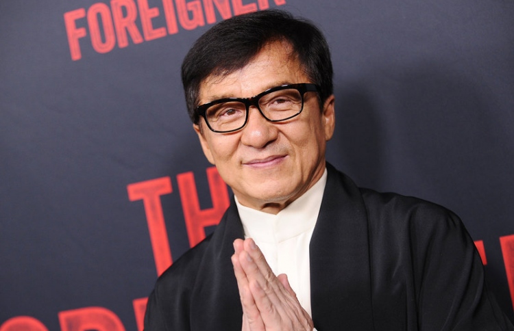 ޖެކީ ޗެން މައުންޓް އެވަރެސްޓަށް