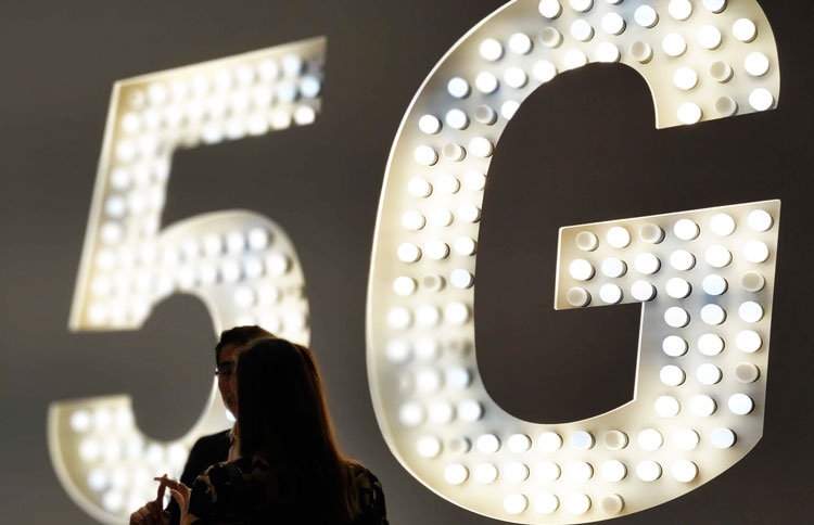 ގެލަކްސީ އެސް10 5ޖީ: ފޯނު ޓެސްޓްކުރަން ފަށައިފި