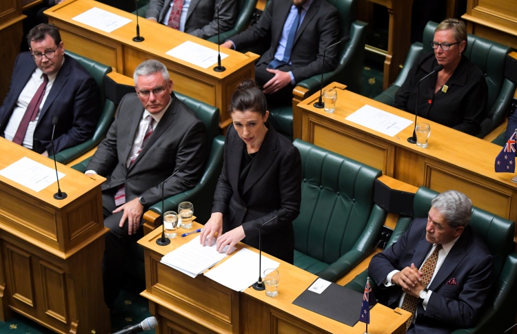 "ހަމަލާދިން މީހާއަށް ގާނޫނުގައި ހުރިވަރު ދައްކާލާނަން"