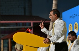 Mohamed Nasheed speaking at an MDP campaign rally. He announced that the party will win all constituencies of capital Male'. PHOTO: HUSSAIN WAHEED / MIHAARU