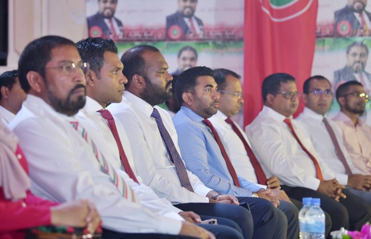 ގާސިމްގެ ކެމްޕެއިން އިފުތިތާހު ކުރުމަށް މާމިގިލީގައި ރޭ ބޭއްވި ޖަލްސާގެ ތެރެއިން.---ފޮޓޯ: ހުސައިން ވަހީދު/މިހާރު