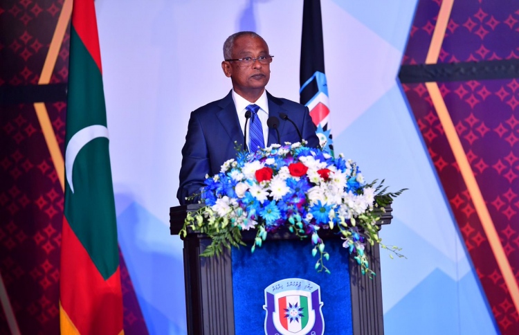 ފުލުހުންނަށް ސިޔާސީ ނުފޫޒެއް ނޯންނާނެ: ރައީސް