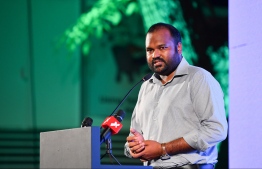 JP President and Minister of Tourism Ali Waheed speaking a the campaign rally of Faris Maumoon. PHOTO: HUSSIAIN WAHEED / MIHAARU