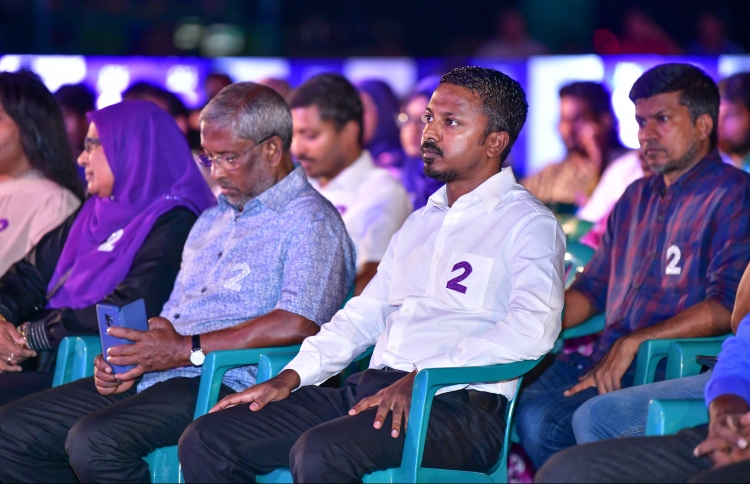 ޖަވާބުދާރީވާން ޖެހޭ ސިޔާސީ ލީޑަރެއް ނުހުންނާނެ: އުޝާމް