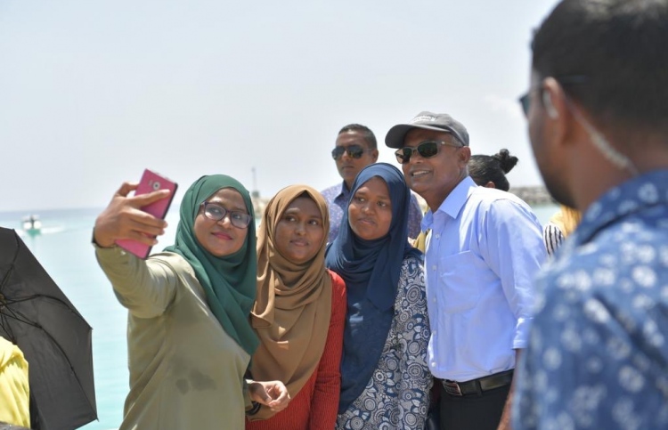 ސަރުކާރު ދެމިއޮންނާނީ މެޖޯރިޓީ ލިބިގެން: ރައީސް