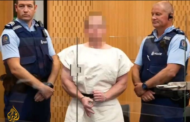 މިސްކިތަށް ހަމަލާ ދިން މީހާގެ ނަފްސާނީ ޓެސްޓެއް ހަދަނީ