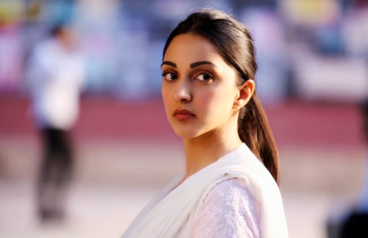 ބޮލީވުޑްގެ ޚަބަރުތައް ކުރުކޮށް