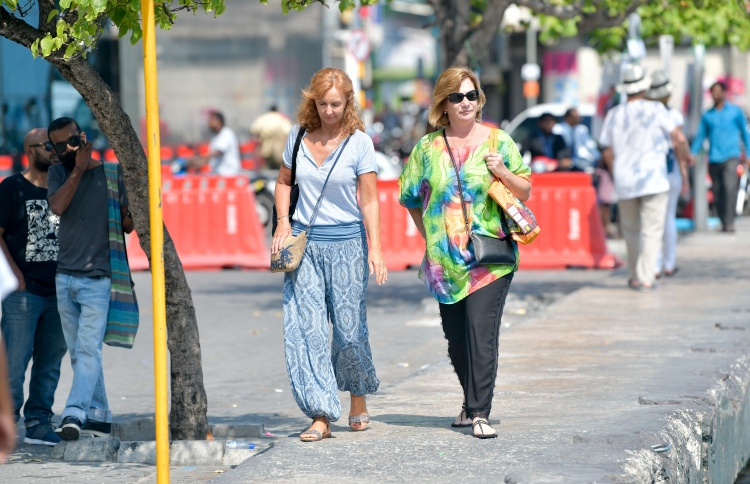 ބައިލައްކަ ޓޫރިސްޓުންނާއެކު ރާއްޖޭގެ 1 ވަނަ ރަޝިއާއަށް