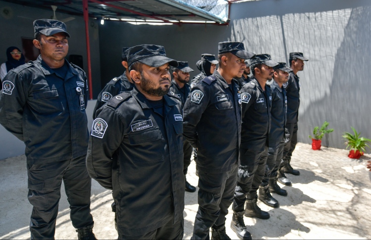 ޖަލުތަކުގައި އާއިލީ ބައްދަލުވުންތައް މެދު ކަނޑާލައިފި