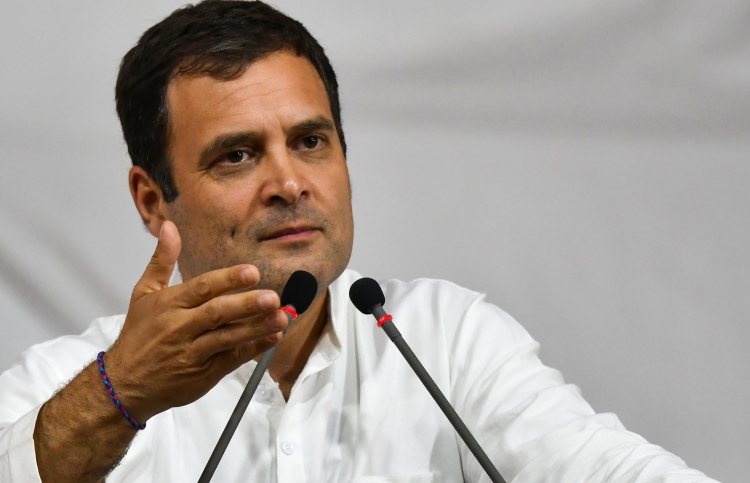 "ބީޖޭޕީ މޮޅުވާނެ ކަމަށް ބުނާ އެގްޒިޓް ޕޯލަކީ ފޭކެއް"