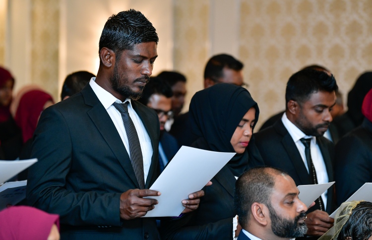 ހާއްސަ ހުއްދަ އޮތް މީހުން ބާއިމްތިހާނު ހަދާކަށް ނުޖެހޭ