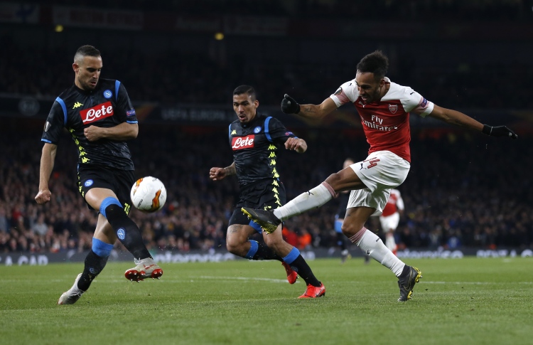 ޔޫރަޕުގައި އާސެނަލާއި ޗެލްސީ އަށް ކާމިޔާބު ރެޔެއް