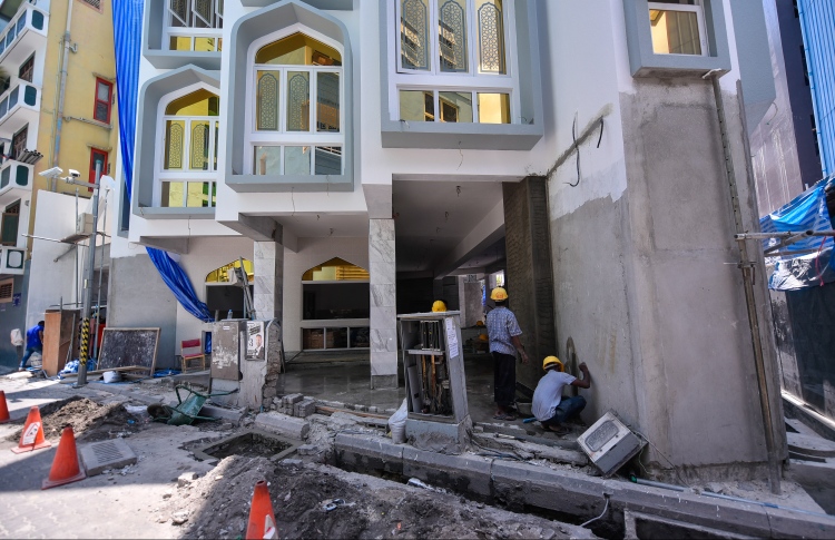 ރޯދައަށް މާލޭގައި ތިން މިސްކިތް ހުޅުވާނެ: މިނިސްޓަރު