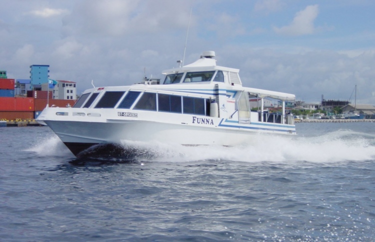 ބ. އަތޮޅުފެރީ ހަލާކުވެ ދަތުރު ނުކުރެވޭތީ ކަންބޮޑުވުން