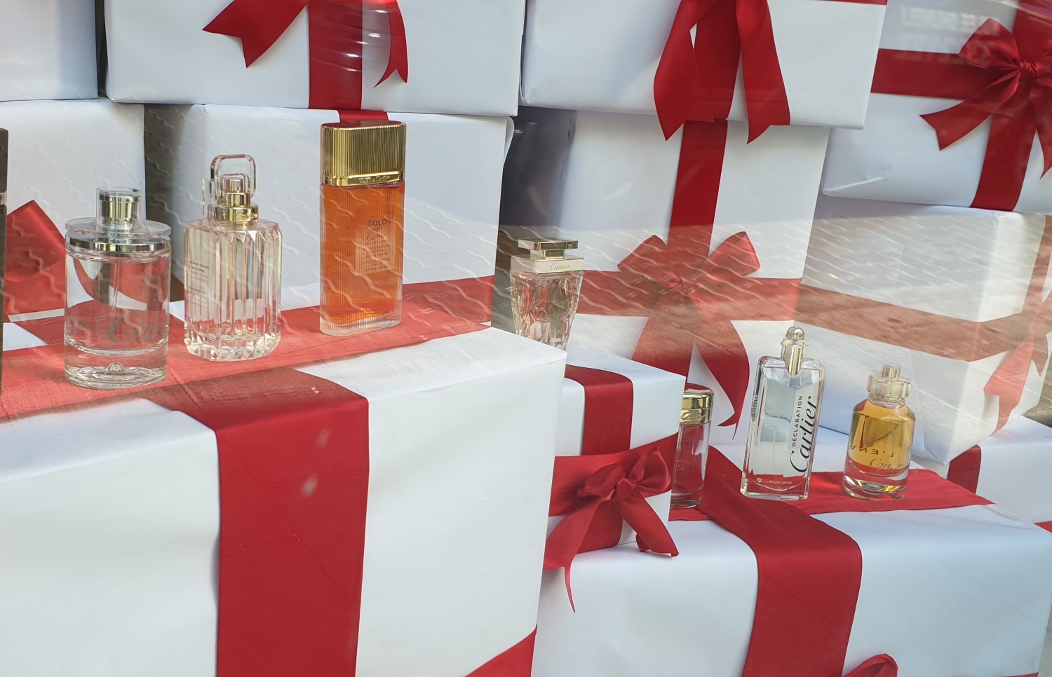 ލެކިއުޓުން ތައާރަފް ކުރި "ކާޓިއޭ" ސެންޓު--ފޮޓޯ:ލެކިއުޓް