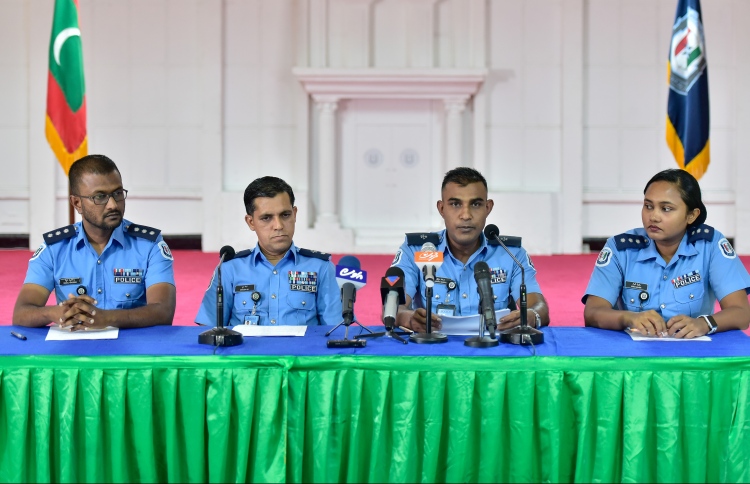 ބޮޑު ތިން ފޭރުން: 5 މިލިއަނުން ހޯދުނީ 700،000