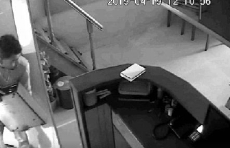 ގްރީން ބެލްގެ ފައިސާ ވަތްގަނޑު ވަގަށް ނަގައިފި