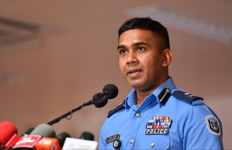 ކޮންމެ ތަހުގީގަކަށް މީހުން ހައްޔަރުކުރާކަށް ނުޖެހޭ