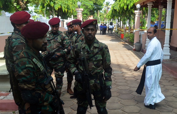 ލަންކާގެ ބޮމުގެ ހަމަލާ އަލުން ތަހުގީގުކުރަން އަންގައިފި