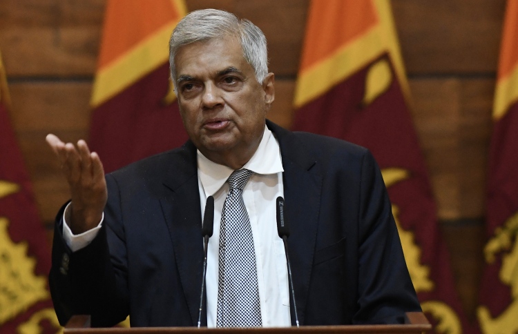 ލަންކާ އިން ޕެޓްރޯލް ހުސްވެއްޖެ